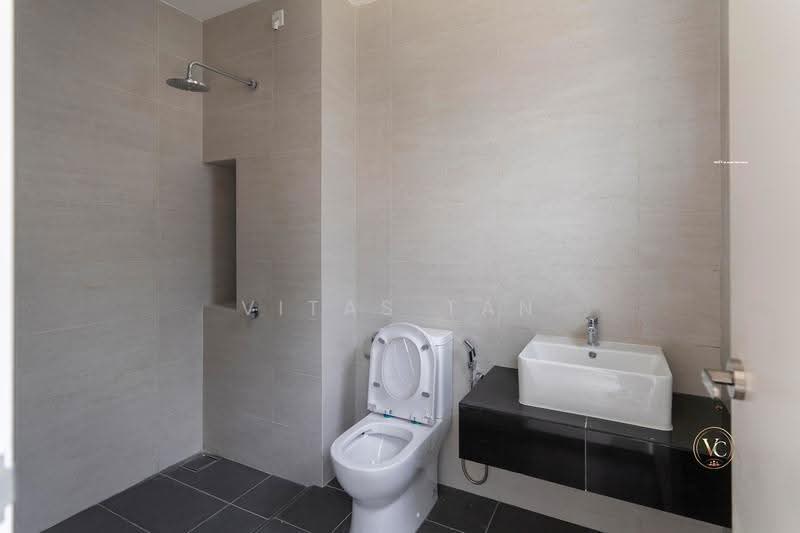 Rumah Bandar untuk Dijual di Eco Ardence (Setia Alam) - Vitas Tan - Bathroom - PropertyGuru.com.my