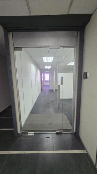 Pejabat untuk Disewa di Seksyen 8 (Petaling Jaya) - David Lao - Corridor - PropertyGuru.com.my