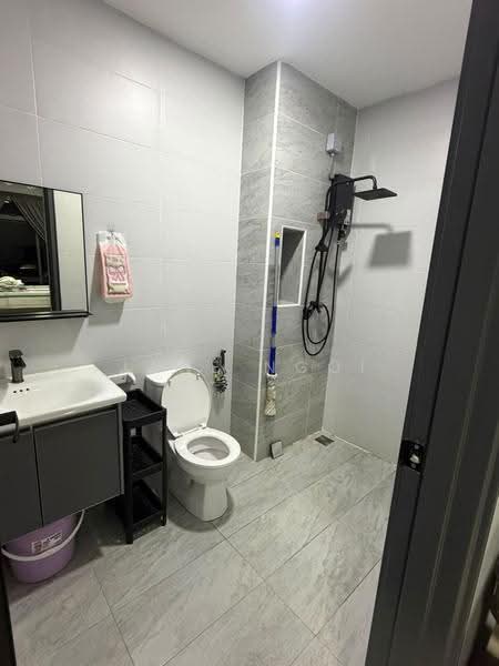 Kondominium untuk Disewa di KSL Residence 2 @ Kangkar Tebrau - Jane Ngoi - Bathroom - PropertyGuru.com.my