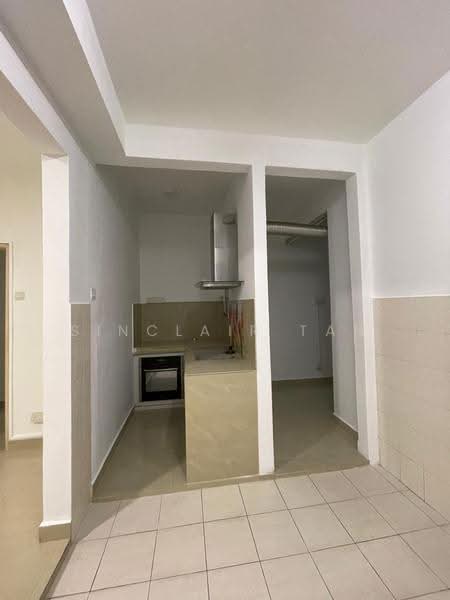 Rumah Teres untuk Disewa di Serdang (Seri Kembangan) - Sinclair Tan - Kitchen - PropertyGuru.com.my
