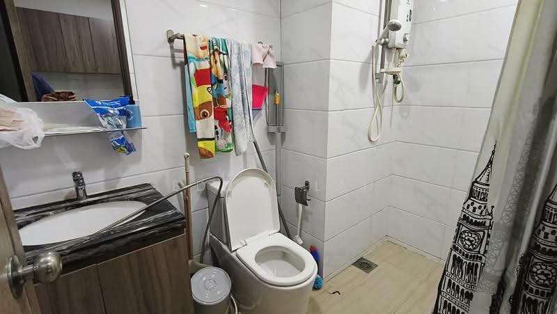 Service Residence for Rent at Country Garden Central Park - Eddie Lai - Bathroom - PropertyGuru.com.my