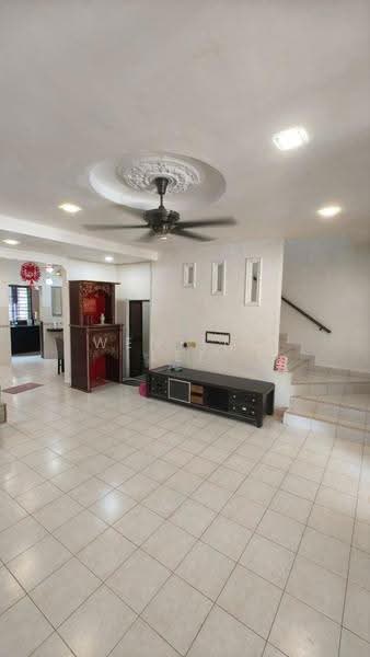 Rumah Teres 2-Tingkat untuk Dijual di Bandar Seri Alam (Masai) - Wenting Lee - Living Room - PropertyGuru.com.my