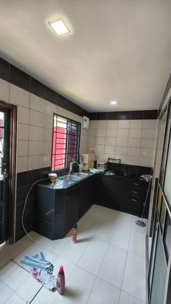 Rumah Teres 2-Tingkat untuk Dijual di Bandar Seri Alam (Masai) - Wenting Lee - Kitchen - PropertyGuru.com.my