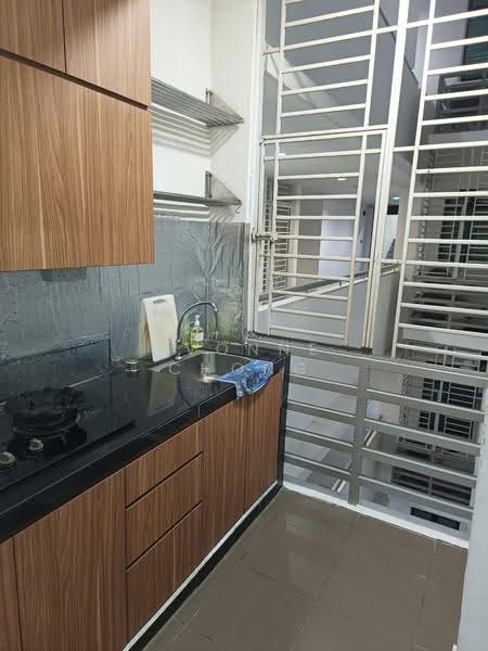 Service Residence for Sale at Sky View - Yvonne Chong - Kitchen - PropertyGuru.com.my