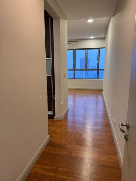 Kondominium untuk Dijual di The Westside One - Priscillia Ku - Corridor - PropertyGuru.com.my