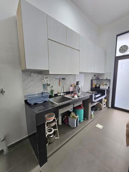 Rumah Kluster untuk Dijual di Kota Masai (Pasir Gudang) - Ken Liew - Kitchen - PropertyGuru.com.my