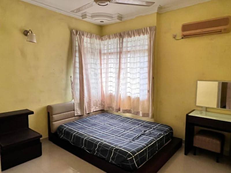 Condominium for Sale at Bukit Awana Condominium - HT Sim - Bedroom - PropertyGuru.com.my