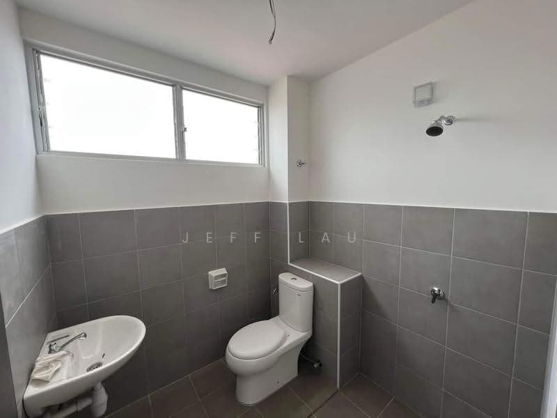 2-storey Terraced House for Sale in Taman Amansara South Setia at Bertam, Kepala Batas (Kepala Batas) - Jeff Lau - Bathroom - PropertyGuru.com.my