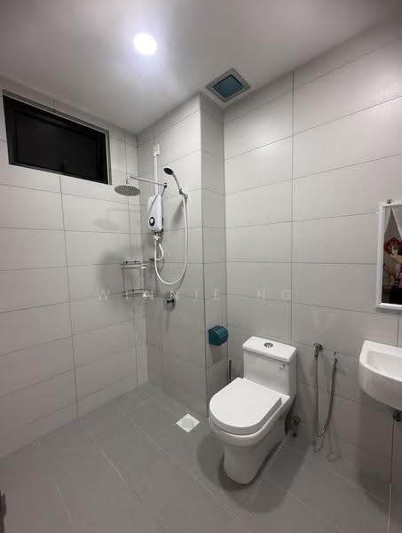 Kediaman Servis untuk Dijual di Meldrum Heights (Residensi Meldrum) - Winnie Ng - Bathroom - PropertyGuru.com.my