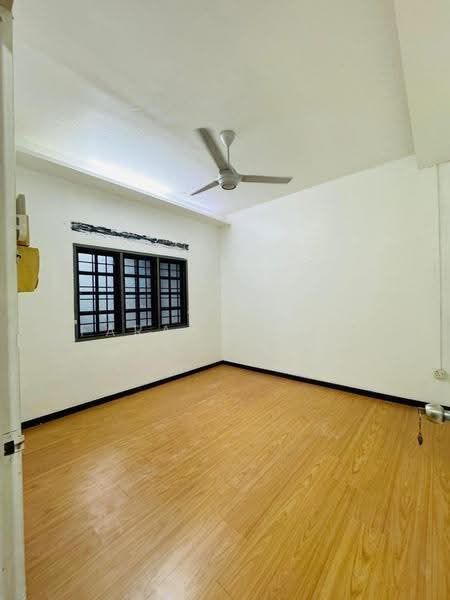 Bungalow House for Rent in Ulu Kelang (Selangor) - Farah Rasul - Interior - PropertyGuru.com.my