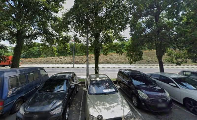 Shop for Rent in Taman Fadason (Kepong) - Jay Yong - Car Park - PropertyGuru.com.my