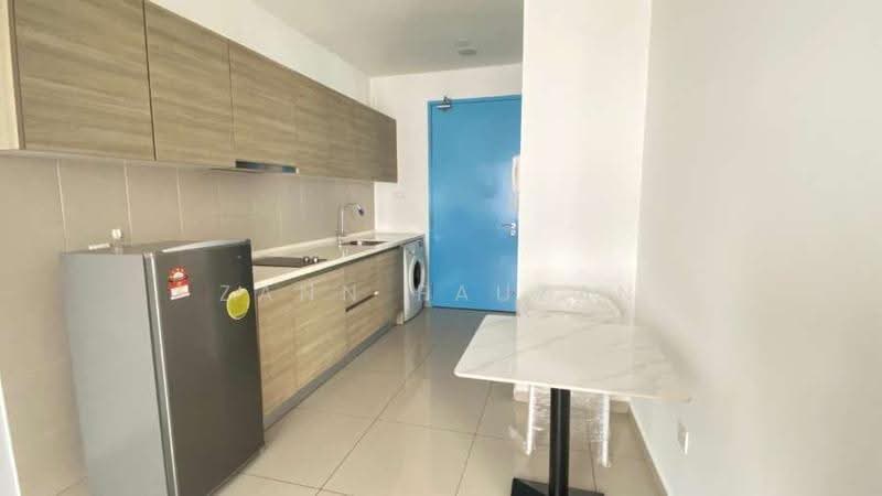 Kediaman Servis untuk Dijual di i-Suite @ i-City - Zann Fauzan - Kitchen - PropertyGuru.com.my