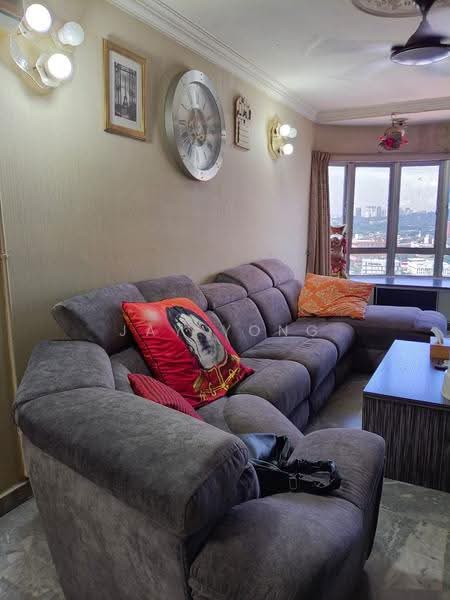 Apartment for Rent at Sri Intan 1 - Jay Yong - Living Room - PropertyGuru.com.my