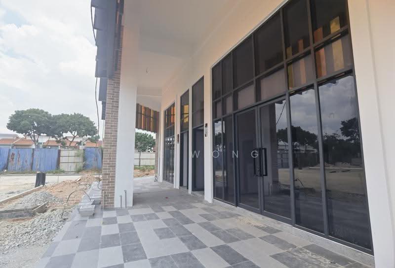 Kedai untuk Dijual di Setia Indah (Setia Alam) - Eve Wong - Exterior - PropertyGuru.com.my