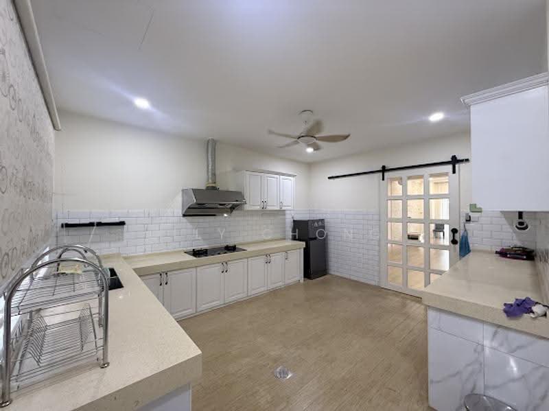 2-storey Terraced House for Sale in Sering Ukay (Ampang) - Elly Chong - Kitchen - PropertyGuru.com.my