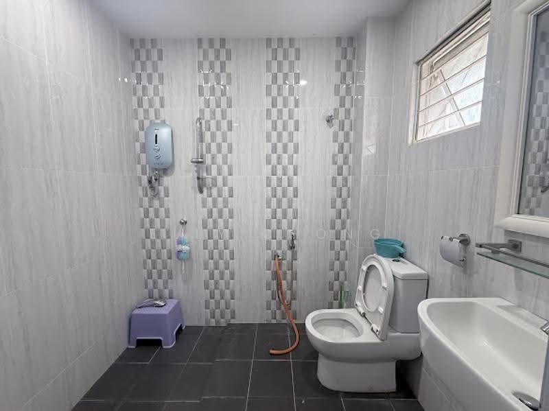 2-storey Terraced House for Sale in Sering Ukay (Ampang) - Elly Chong - Bathroom - PropertyGuru.com.my