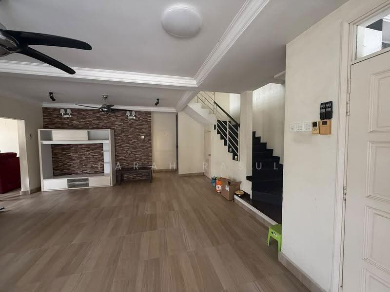 2-storey Terraced House for Sale in Bandar Seri Putra (Bangi) - Farah Rasul - Living Room - PropertyGuru.com.my