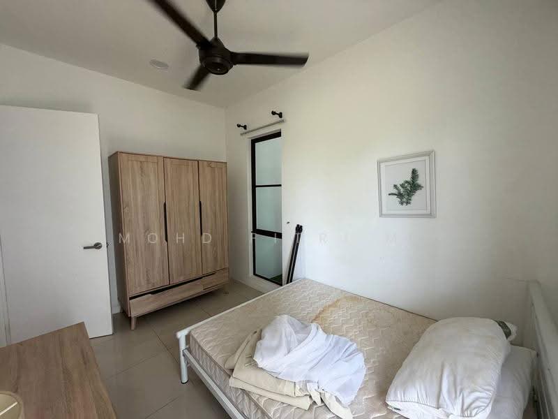 Condominium for Sale at Isle of Kamares - Mohd Fitri MF - Bedroom - PropertyGuru.com.my