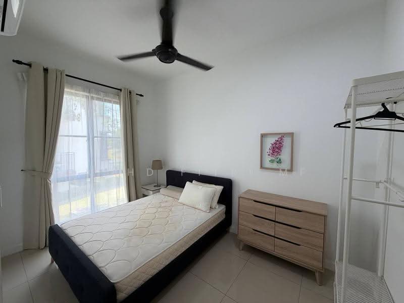 Condominium for Sale at Isle of Kamares - Mohd Fitri MF - Bedroom - PropertyGuru.com.my