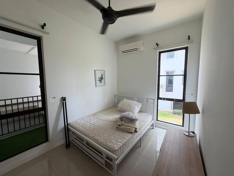 Condominium for Sale at Isle of Kamares - Mohd Fitri MF - Bedroom - PropertyGuru.com.my