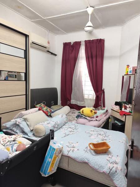 1-storey Terraced House for Sale in Taman Universiti (Skudai) - Joseph Ee - Bedroom - PropertyGuru.com.my