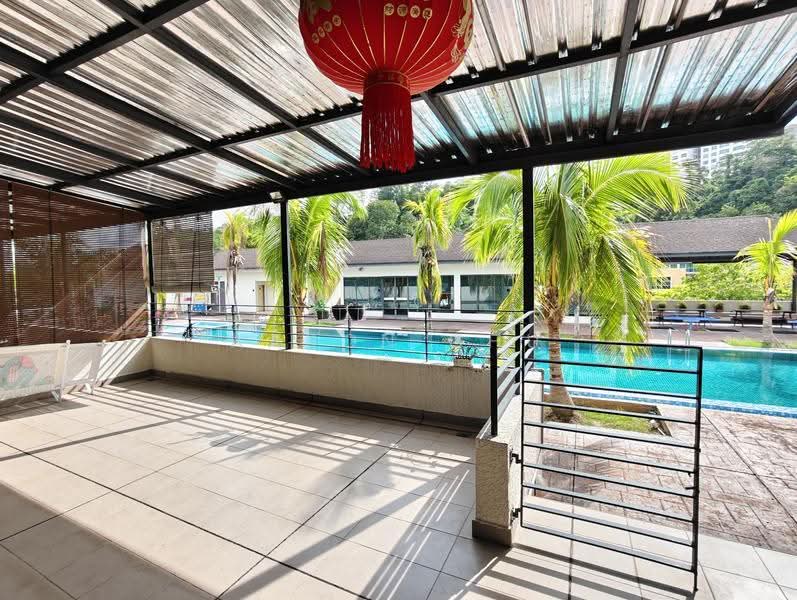 Kondominium untuk Disewa di The Peak SOHO - Aaron Chu - Balcony - PropertyGuru.com.my
