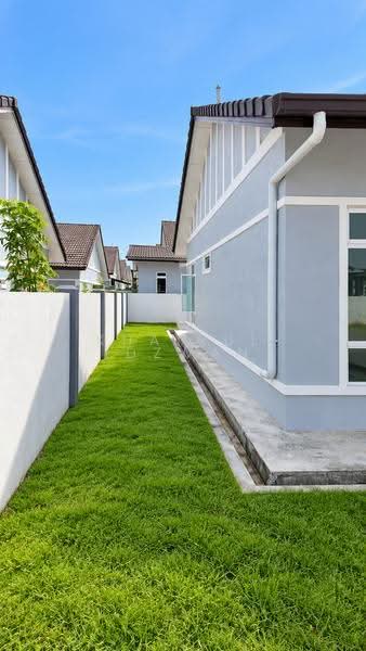 Bungalow House for Sale in Senawang (Negeri Sembilan) - Khairul Idzwan - Exterior - PropertyGuru.com.my