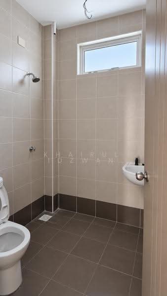Bungalow House for Sale in Senawang (Negeri Sembilan) - Khairul Idzwan - Bathroom - PropertyGuru.com.my