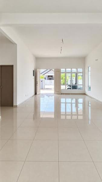 Bungalow House for Sale in Senawang (Negeri Sembilan) - Khairul Idzwan - Living Room - PropertyGuru.com.my