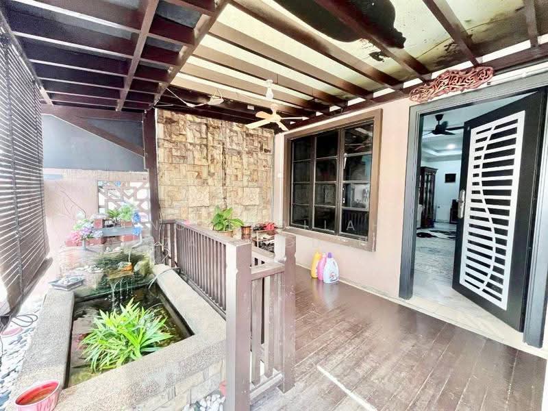2-storey Terraced House for Sale in Seksyen 27 (Shah Alam) - NORFADILAH ZAINUDDIN - Exterior - PropertyGuru.com.my