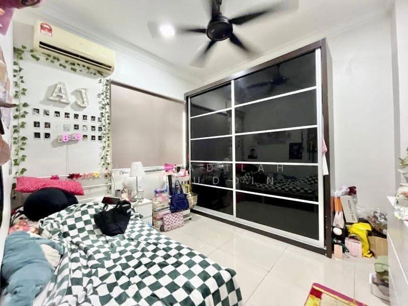 2-storey Terraced House for Sale in Seksyen 27 (Shah Alam) - NORFADILAH ZAINUDDIN - Bedroom - PropertyGuru.com.my