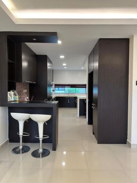 3-storey Terraced House for Sale in Lake Fields (Sungai Besi) - CY Low - PropertyGuru.com.my