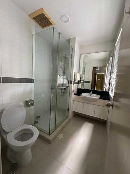 3-storey Terraced House for Sale in Taman Tasik Damai (Sungai Besi) - CY Low - Bathroom - PropertyGuru.com.my