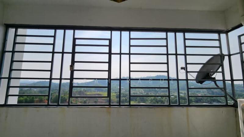 Terraced House for Sale in Sungai Buloh (Selangor) - Farah Rasul - Balcony - PropertyGuru.com.my