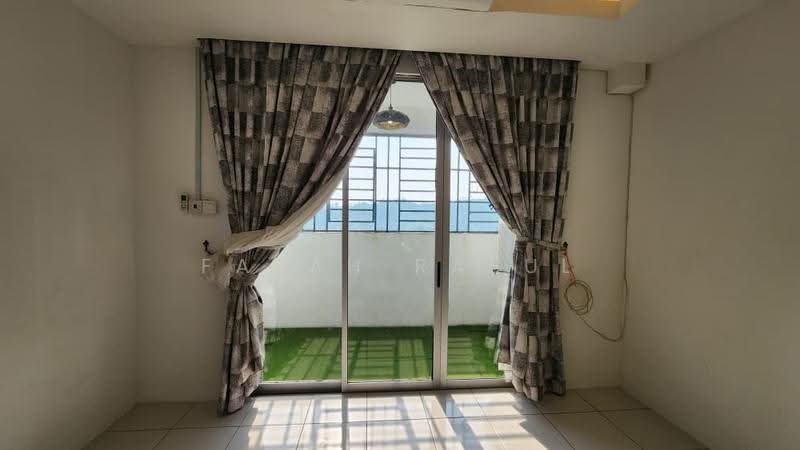 Terraced House for Sale in Sungai Buloh (Selangor) - Farah Rasul - Balcony - PropertyGuru.com.my