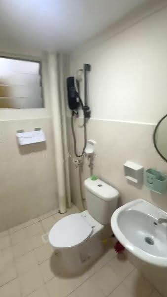 Kondominium untuk Disewa di Sentul Utama Condominium - Charmaine Wong - Bathroom - PropertyGuru.com.my