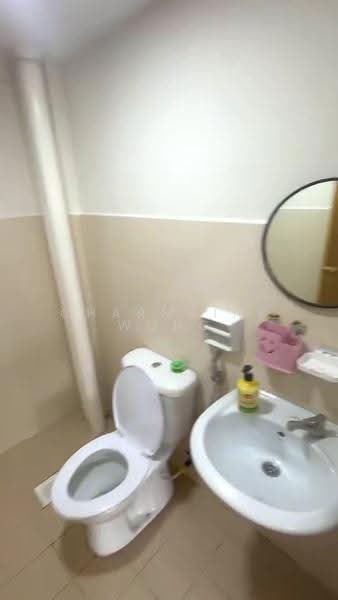 Kondominium untuk Disewa di Sentul Utama Condominium - Charmaine Wong - Bathroom - PropertyGuru.com.my