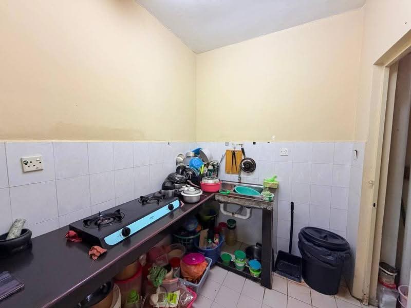 Pangsapuri untuk Dijual di Sri Ixora Apartment - Danial Mohd Zaki - PropertyGuru.com.my