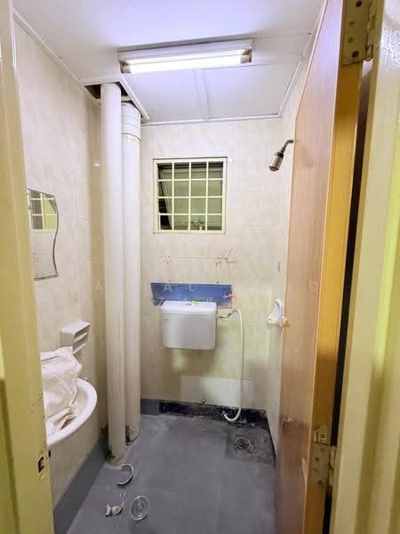 Pangsapuri untuk Dijual di Sri Ixora Apartment - Danial Mohd Zaki - PropertyGuru.com.my