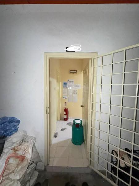 Pangsapuri untuk Dijual di Sri Ixora Apartment - Danial Mohd Zaki - PropertyGuru.com.my