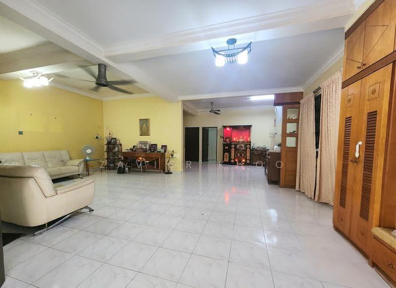 Cluster House for Sale in Taman Sri Kluang (Kluang) - ZAVIER KHOO - Living Room - PropertyGuru.com.my