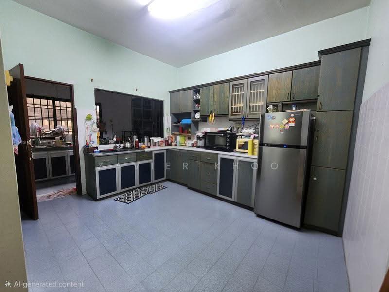 Cluster House for Sale in Taman Sri Kluang (Kluang) - ZAVIER KHOO - Kitchen - PropertyGuru.com.my