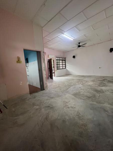 Cluster House for Sale in Taman Sri Kluang (Kluang) - ZAVIER KHOO - Interior - PropertyGuru.com.my