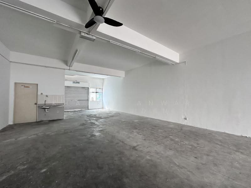 Kedai untuk Disewa di Seksyen 7 (Shah Alam) - Khairil Anwar Sirajudin - Interior - PropertyGuru.com.my