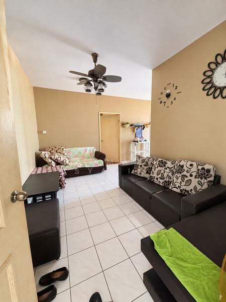 Apartment for Sale at Melinsung Summer Bay Resort - AHMAD SYAFIQ - Living Room - PropertyGuru.com.my