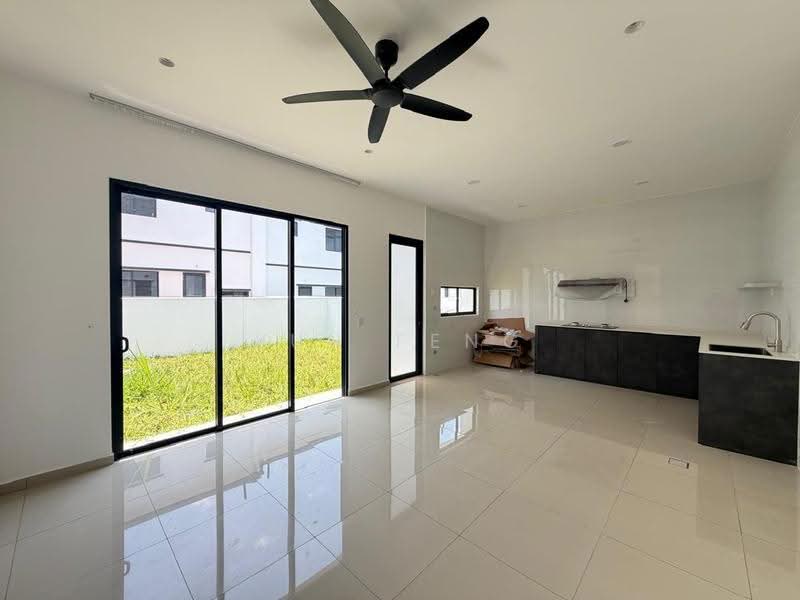Rumah Teres 2-Tingkat untuk Disewa di Johor Bahru (Johor) - Yun Feng - Kitchen - PropertyGuru.com.my