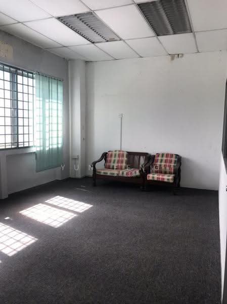 Kilang untuk Disewa di Taman Mount Austin (Tebrau) - Yun Feng - Living Room - PropertyGuru.com.my