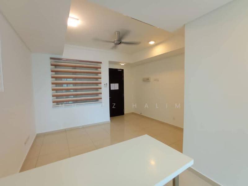 Kediaman Servis untuk Disewa di Centrus Soho - Mu'izz Halim - Living Room - PropertyGuru.com.my