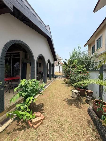 Bungalow House for Sale in Shah Alam (Selangor) - Nur Alia Omar - Exterior - PropertyGuru.com.my