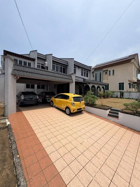 Bungalow House for Sale in Shah Alam (Selangor) - Nur Alia Omar - Exterior - PropertyGuru.com.my